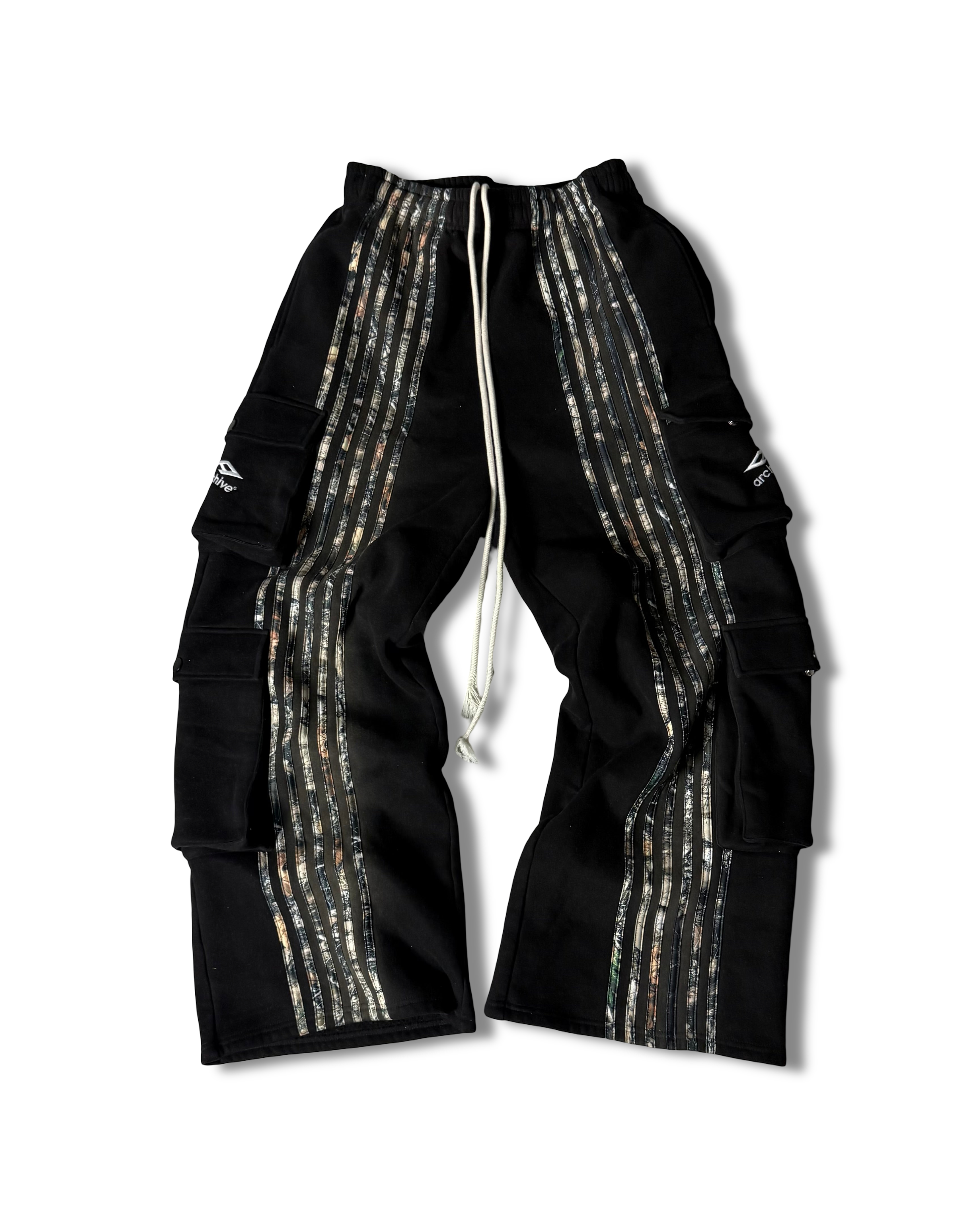 ARCHIVE HUNTER CARGO STRIPE SWEATPANTS CAMO - BLACK