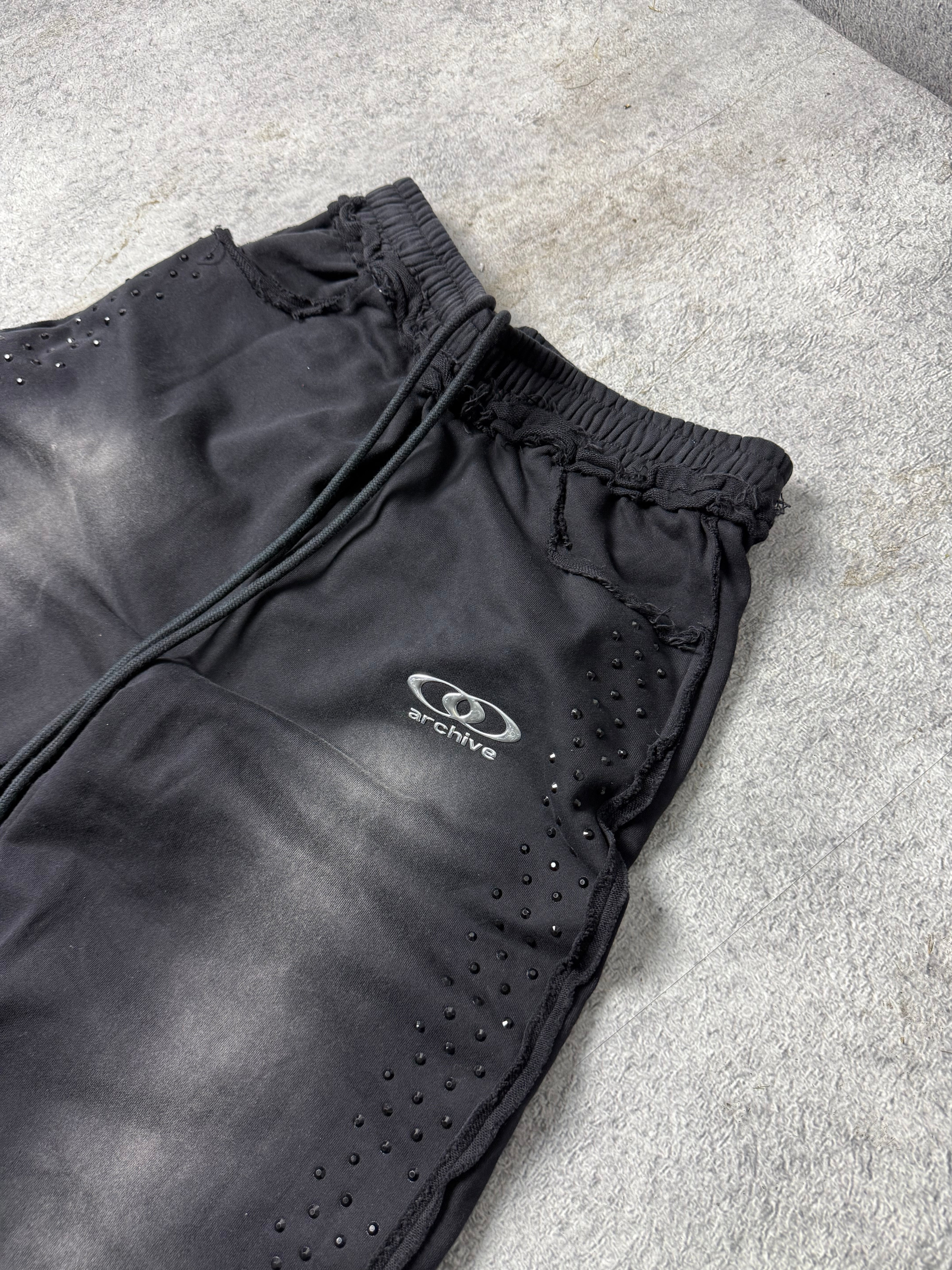 ARCHIVE ONYX RHINESTONE SWEATPANTS - BLACK