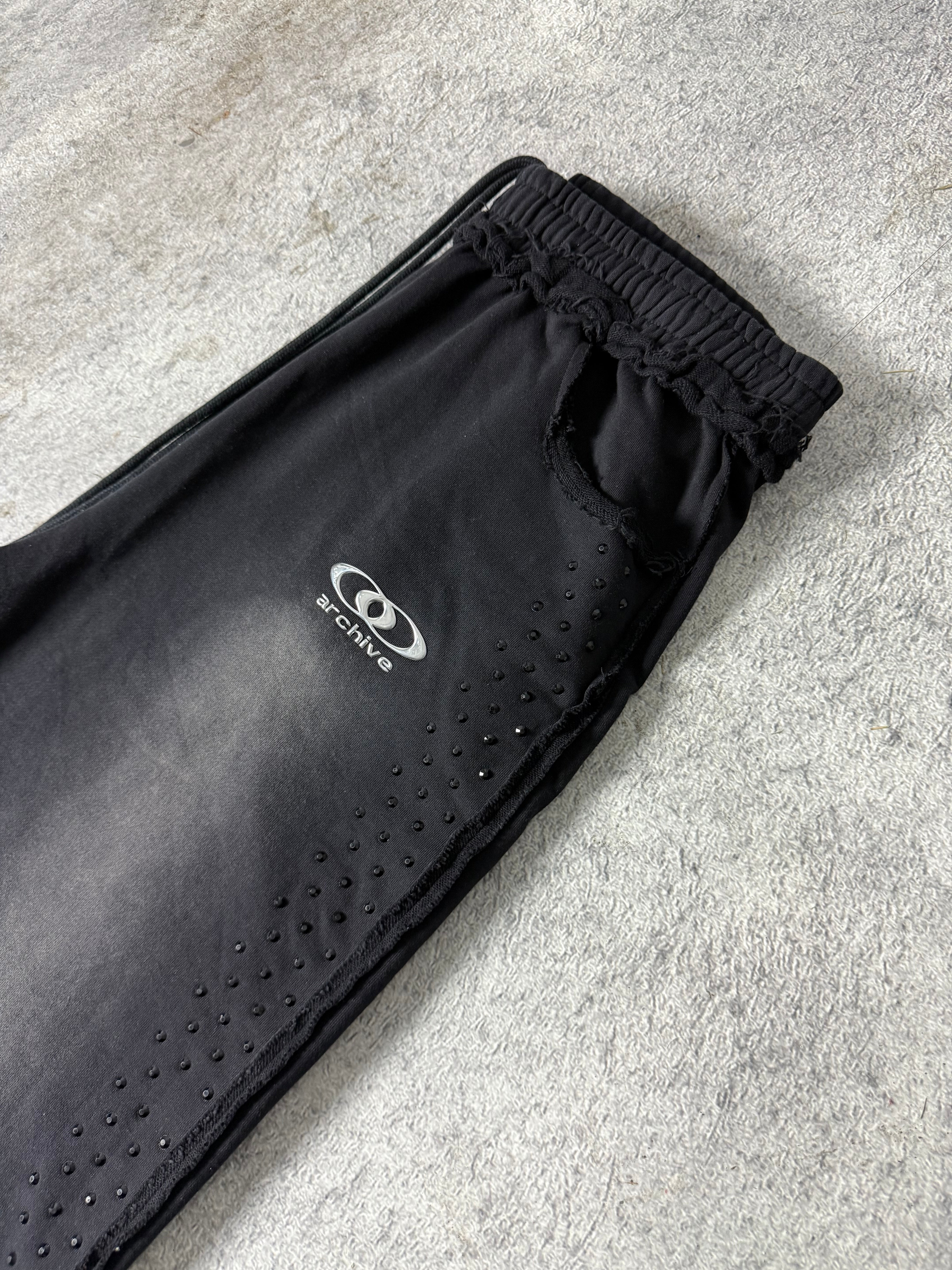 ARCHIVE ONYX RHINESTONE SWEATPANTS - BLACK