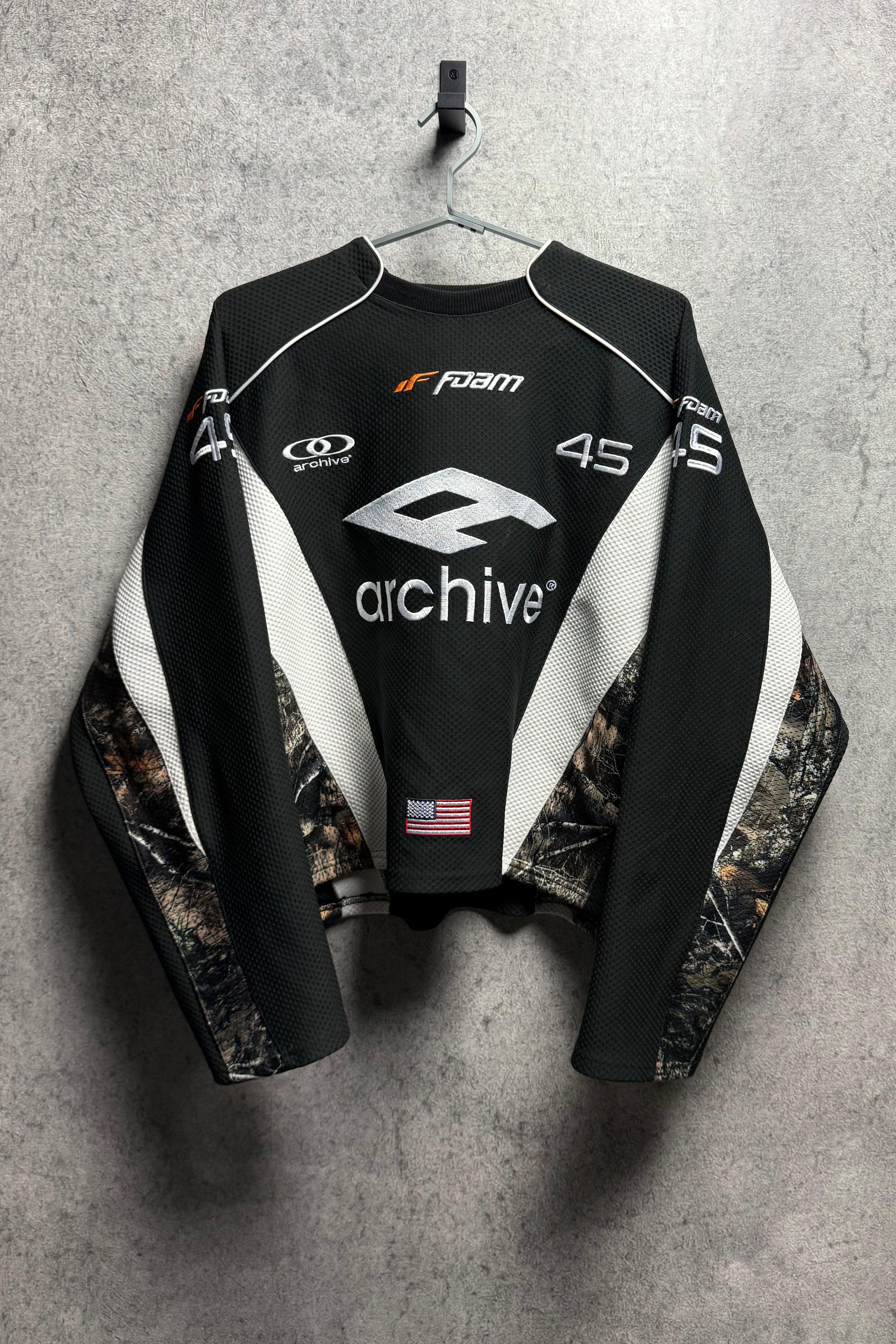 ARCHIVE HUNTER CAMO HOCKEY JERSEY