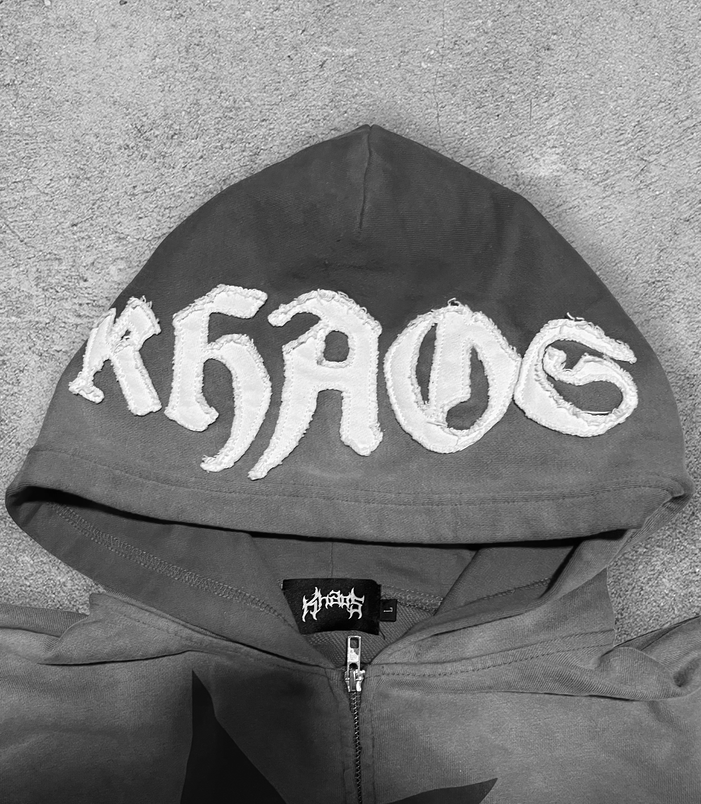 KHAÖS ZIP-UP HOODIE GRAY