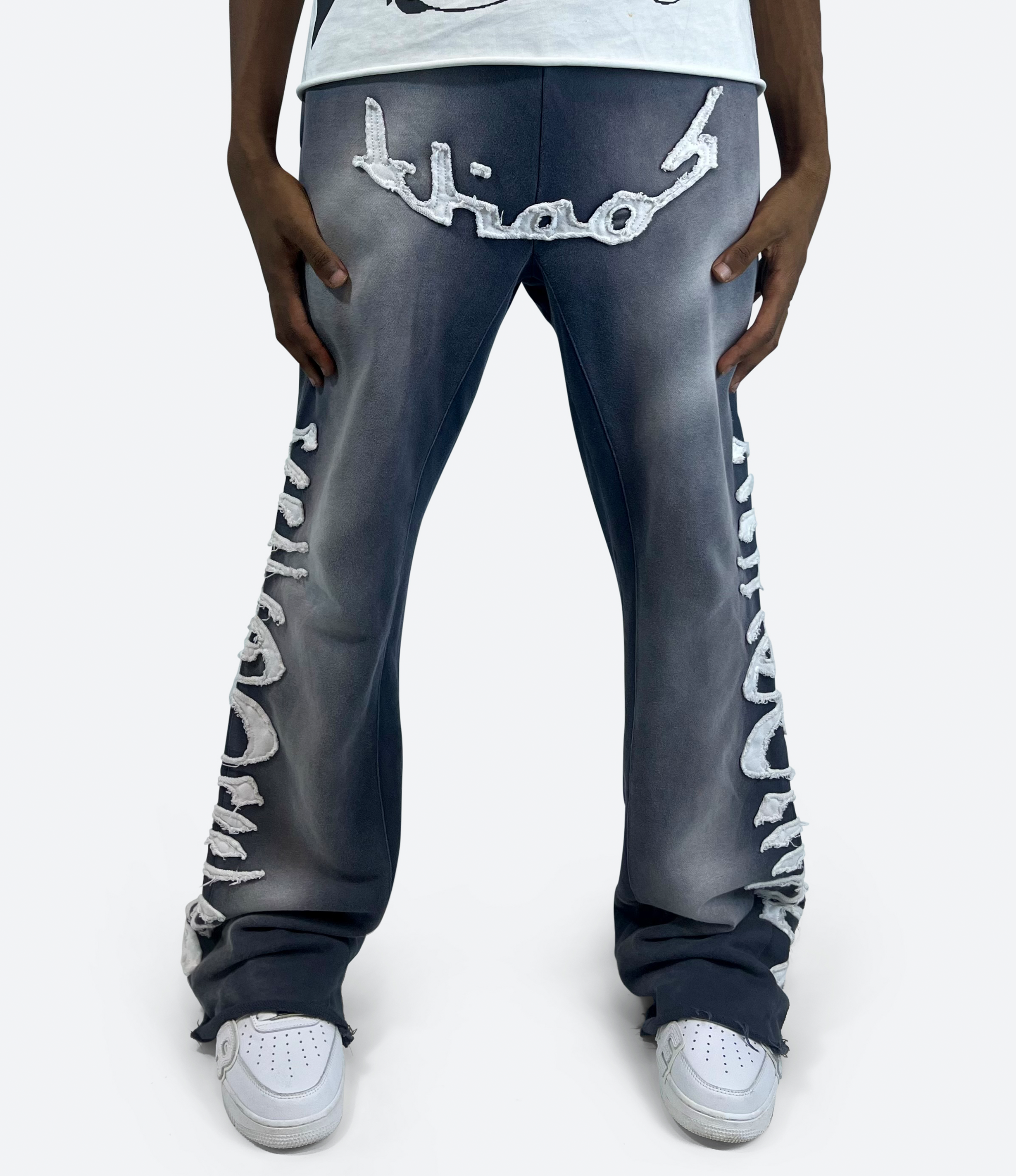 KHAÖS FLARED SWEATPANTS GRAY