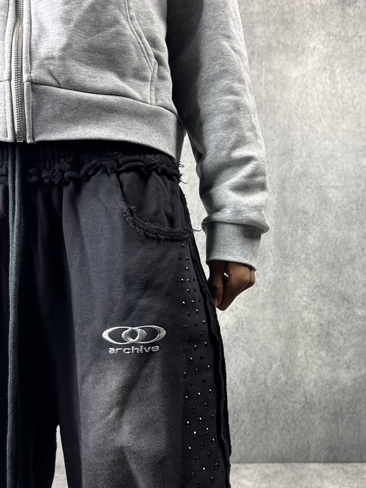 ARCHIVE ONYX RHINESTONE SWEATPANTS - BLACK