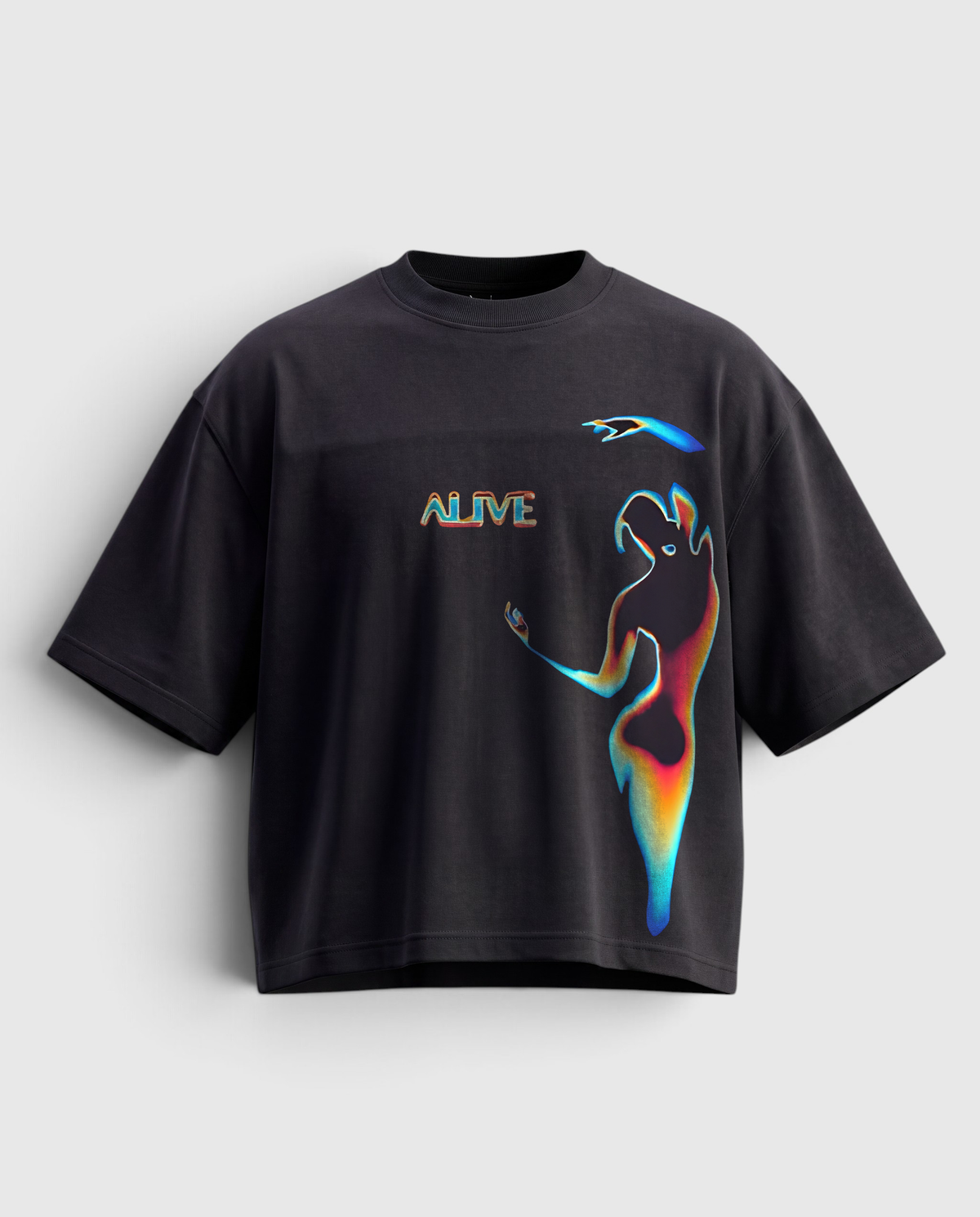'ALIVE' GRAPHIC TEE