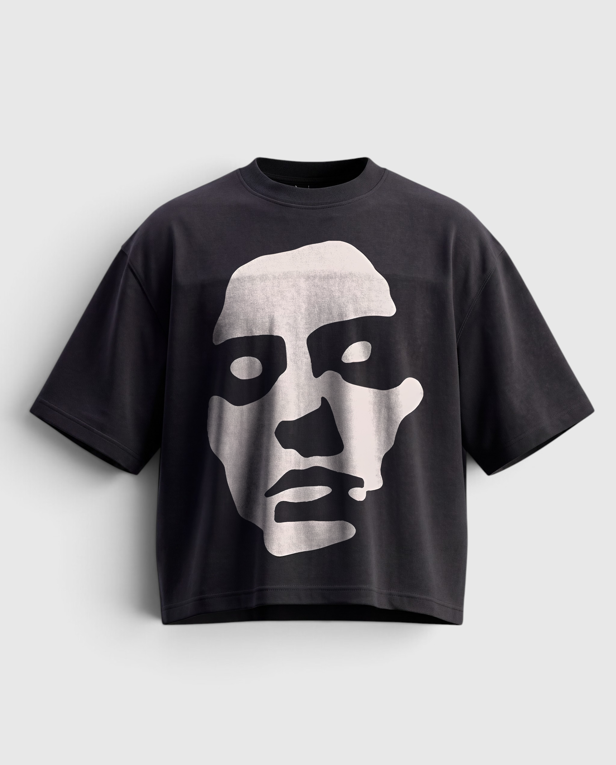 'FACE' GRAPHIC TEE