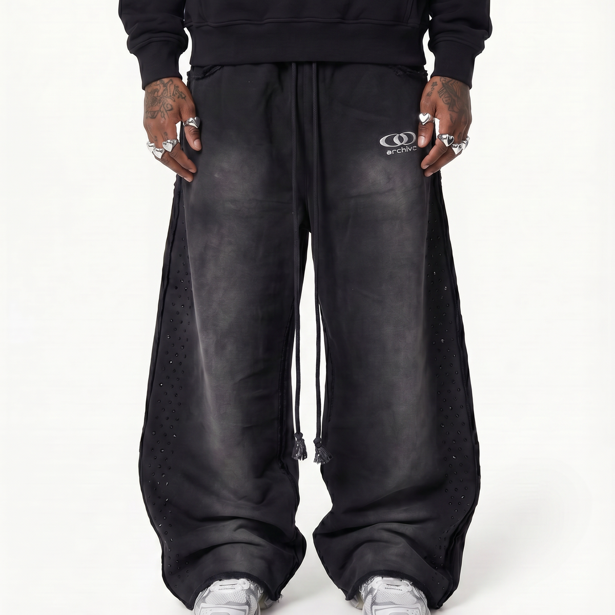 ARCHIVE ONYX RHINESTONE SWEATPANTS - BLACK