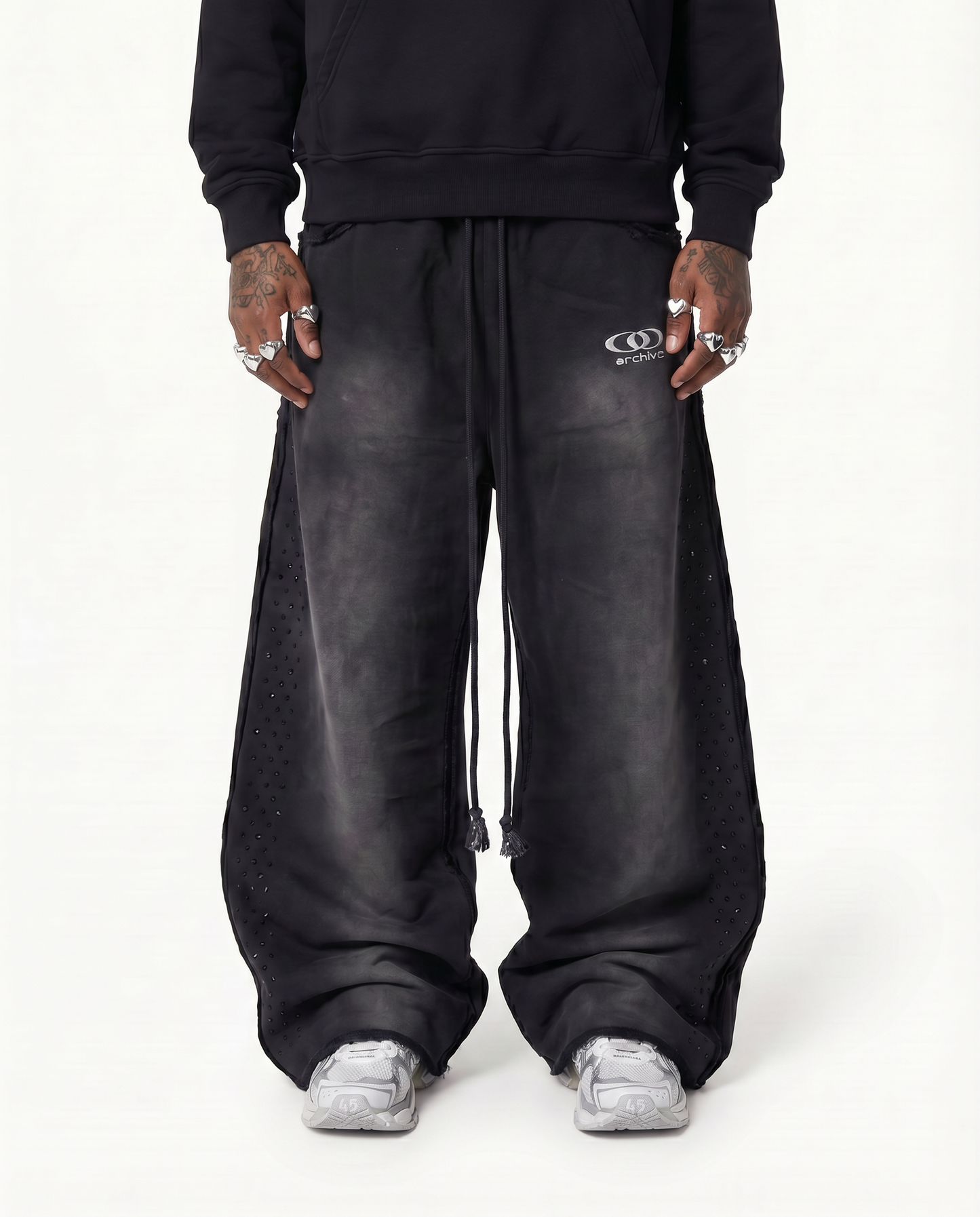 ARCHIVE ONYX RHINESTONE SWEATPANTS - BLACK