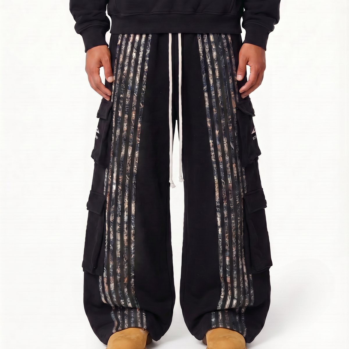 ARCHIVE HUNTER CARGO STRIPE SWEATPANTS CAMO - BLACK