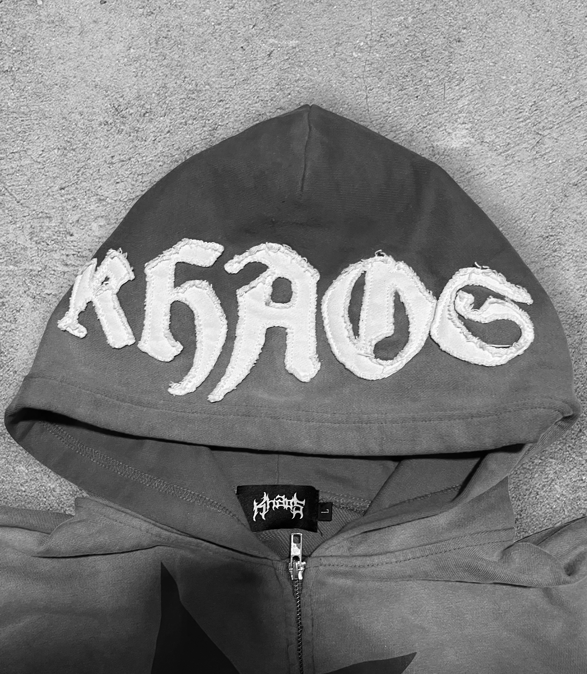 KHAÖS ZIP-UP HOODIE GRAY