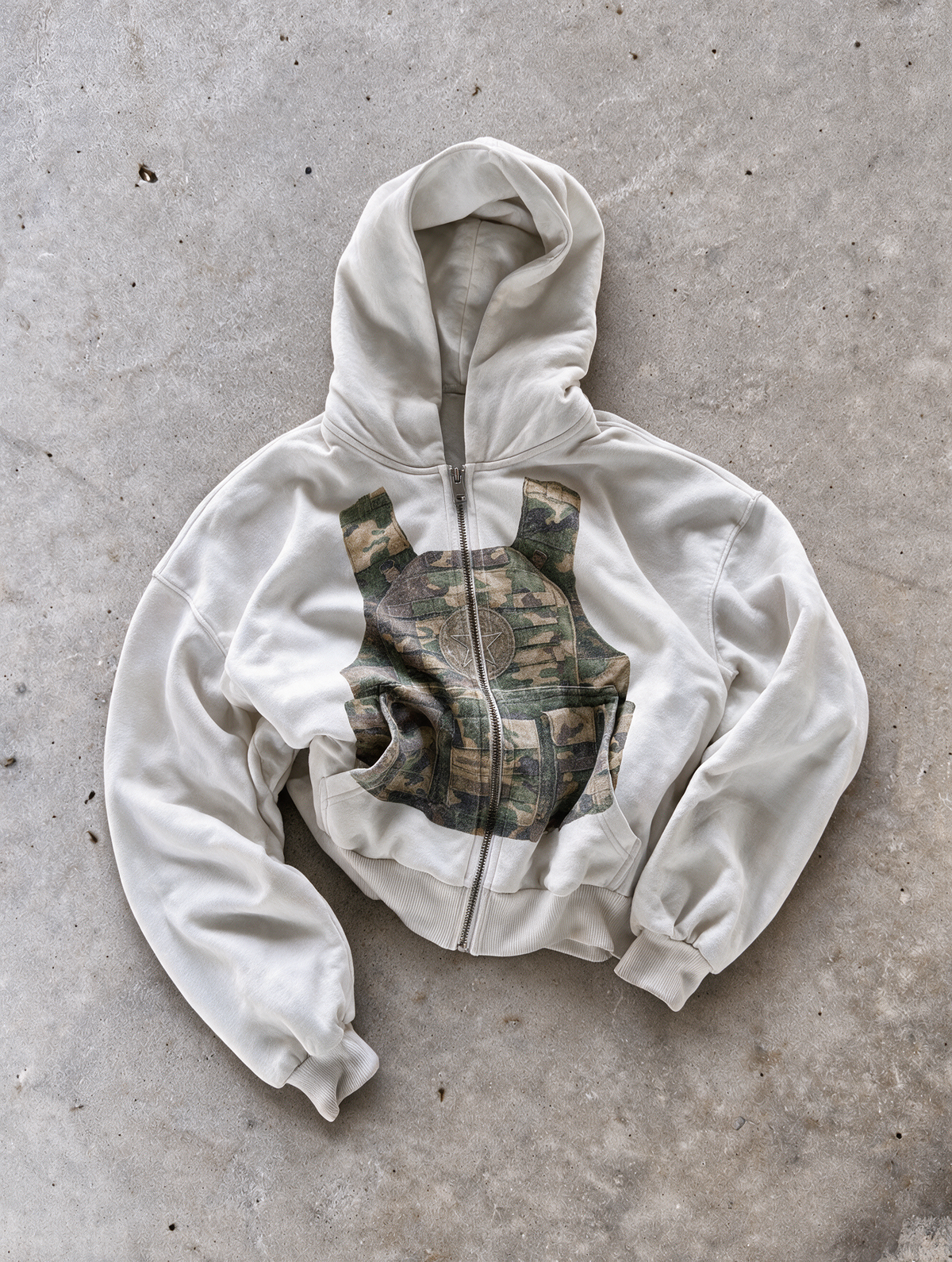 'LOST ARCHIVES IV' HEAVYWEIGHT BOXY ZIPUP HOODIE — White — additional product view