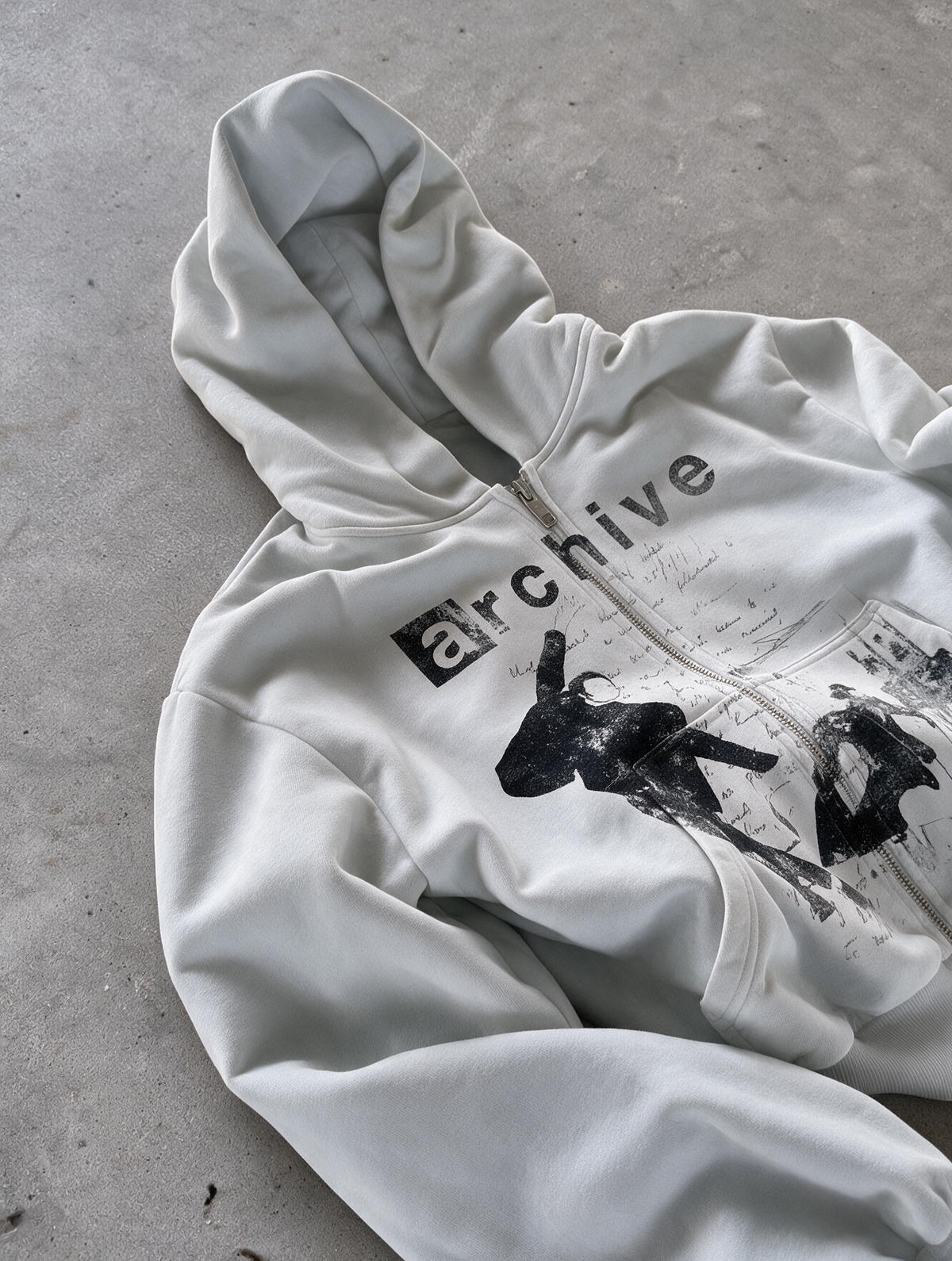 'REVENANT' HEAVYWEIGHT BOXY ZIPUP HOODIE — White — additional product view