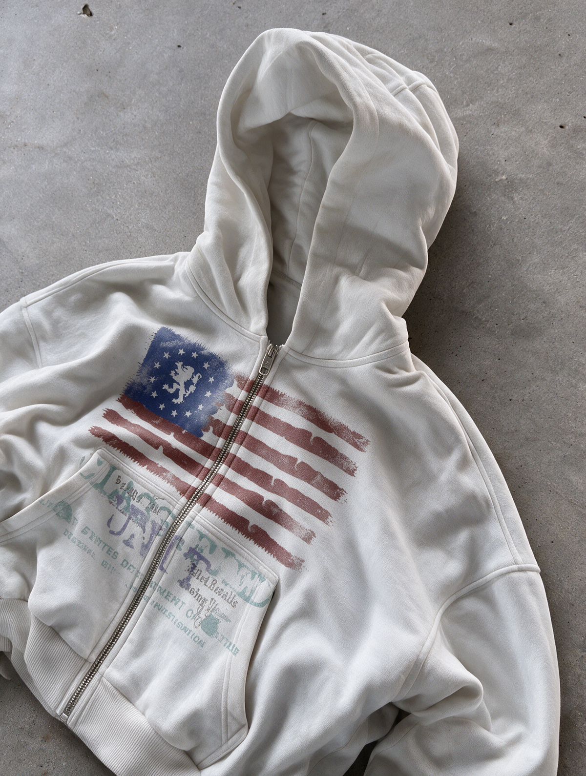 'CLASSIFIED' HEAVYWEIGHT BOXY ZIPUP HOODIE — White — additional product view