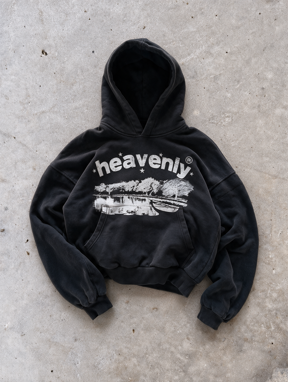 'HEAVENLY' 500G HEAVYWEIGHT HOODIE — Black — additional product view