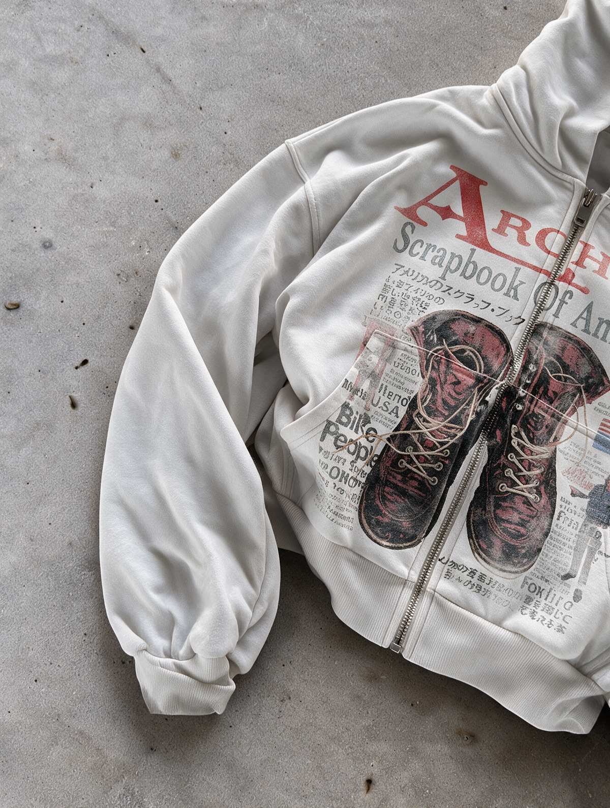 'SCRAPBOOK OF AMERICA' HEAVYWEIGHT BOXY ZIPUP HOODIE — White — additional product view