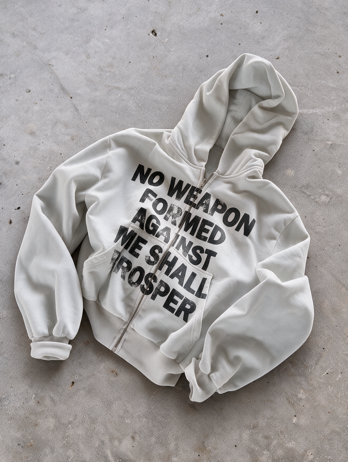 'NO WEAPON FORMED' HEAVYWEIGHT BOXY ZIPUP HOODIE — White — additional product view