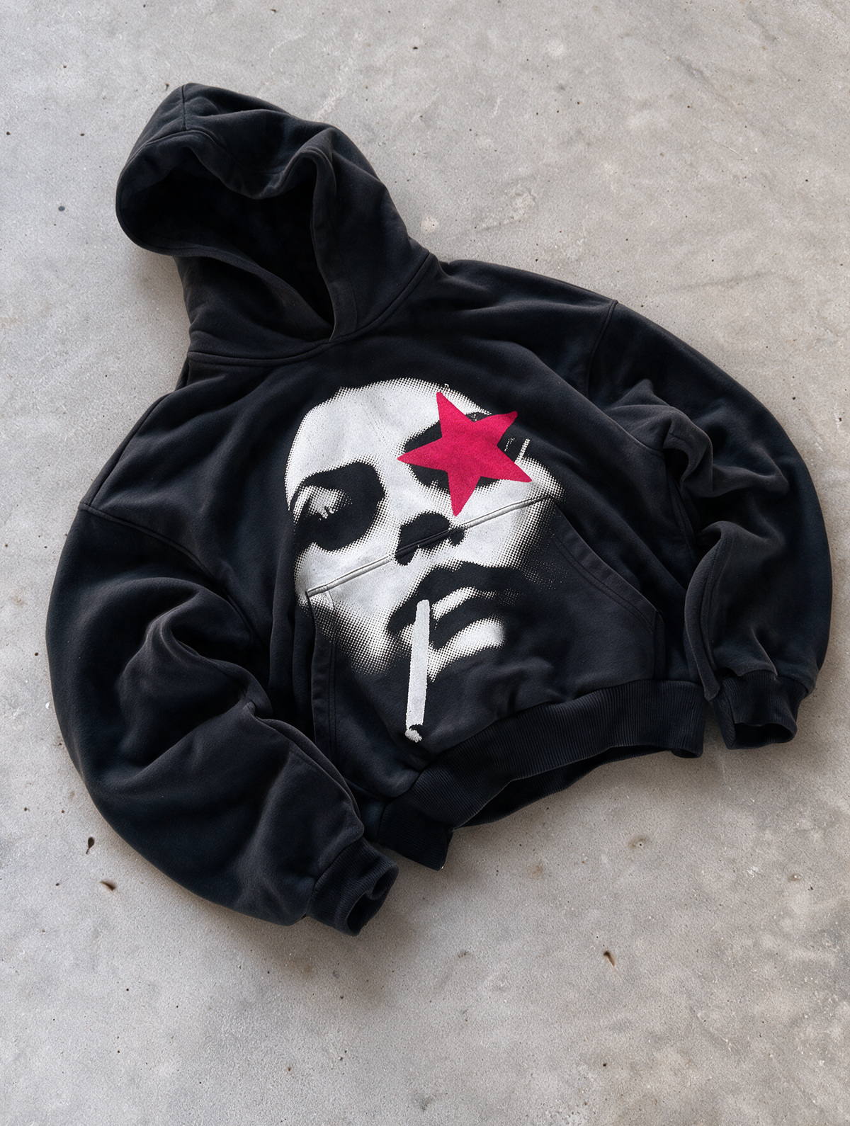 'LOST STAR' 500G HEAVYWEIGHT HOODIE — Red — additional product view