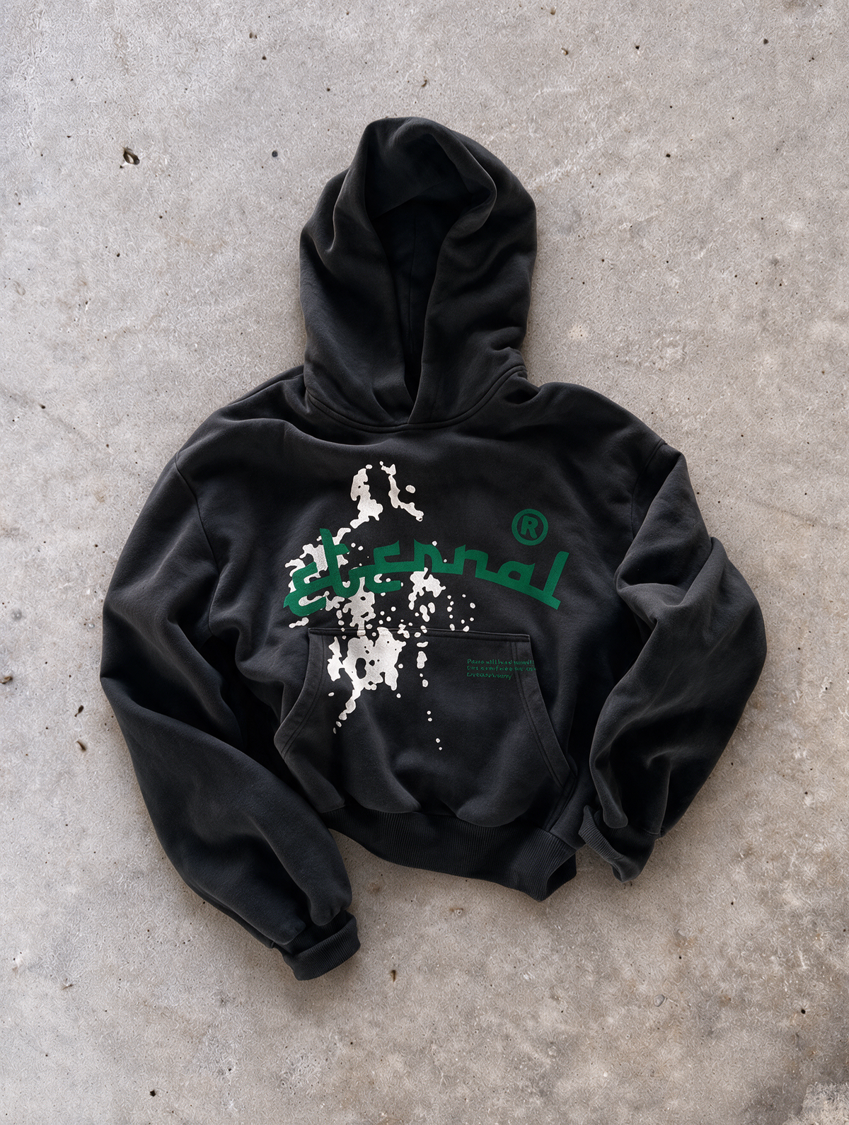 'ETERNAL' 500G HEAVYWEIGHT HOODIE — Black — additional product view