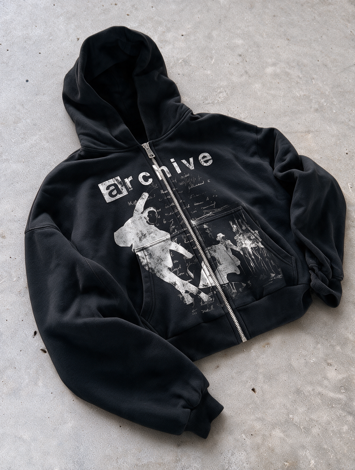 'REVENANT' HEAVYWEIGHT BOXY ZIPUP HOODIE — Black — additional product view
