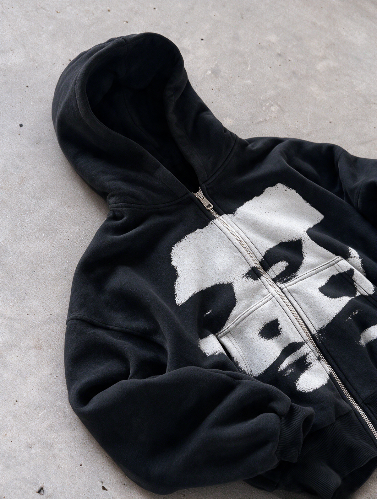 'ALTER-EGO' HEAVYWEIGHT BOXY ZIPUP HOODIE — Black — additional product view
