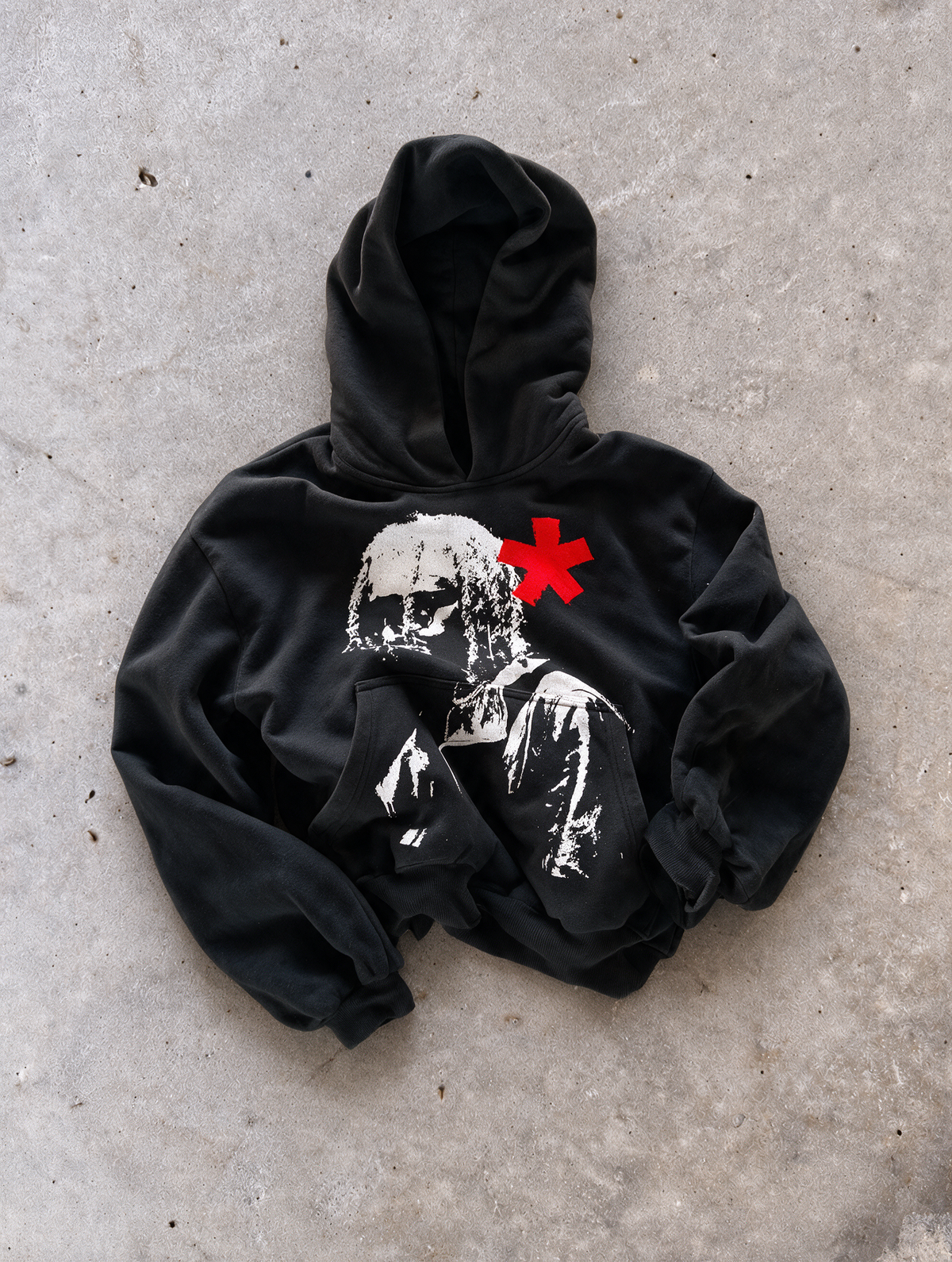 'VAMP' 500G HEAVYWEIGHT HOODIE — Black — additional product view