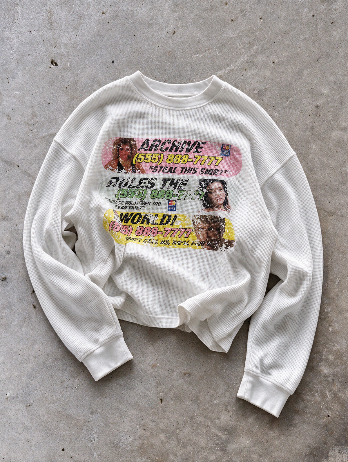 HOTLINE white heavyweight thermal, casual flat lay