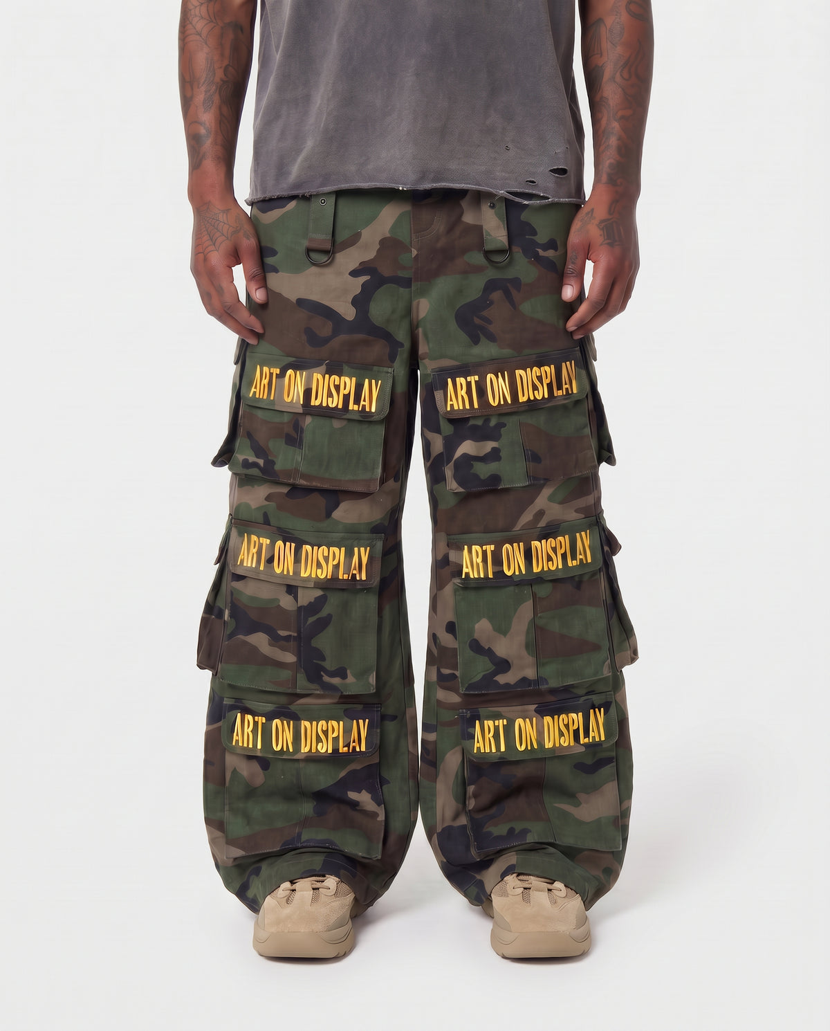 'ART ON DISPLAY' CAMO CARGO PANTS