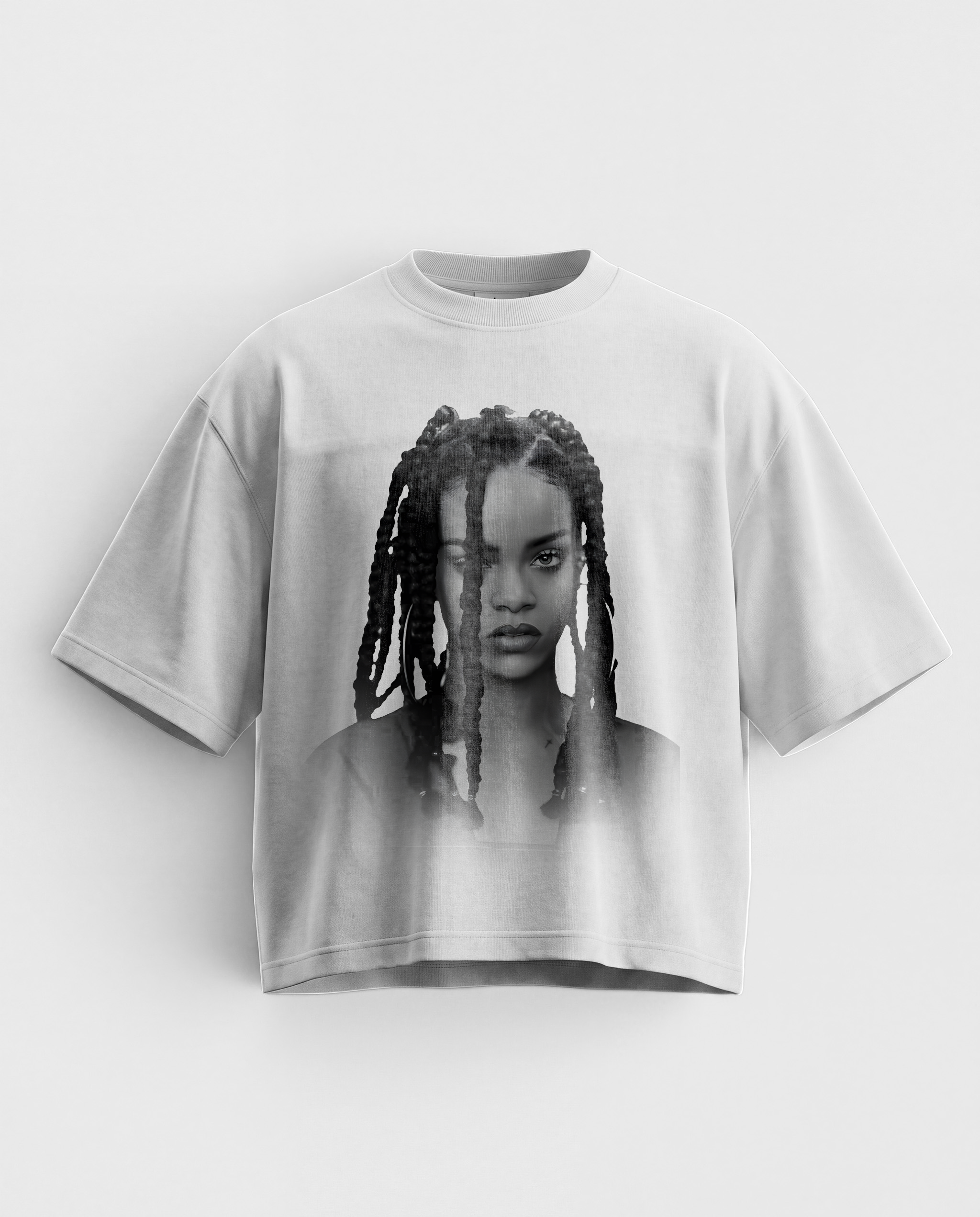 'RIRI II' GRAPHIC TEE