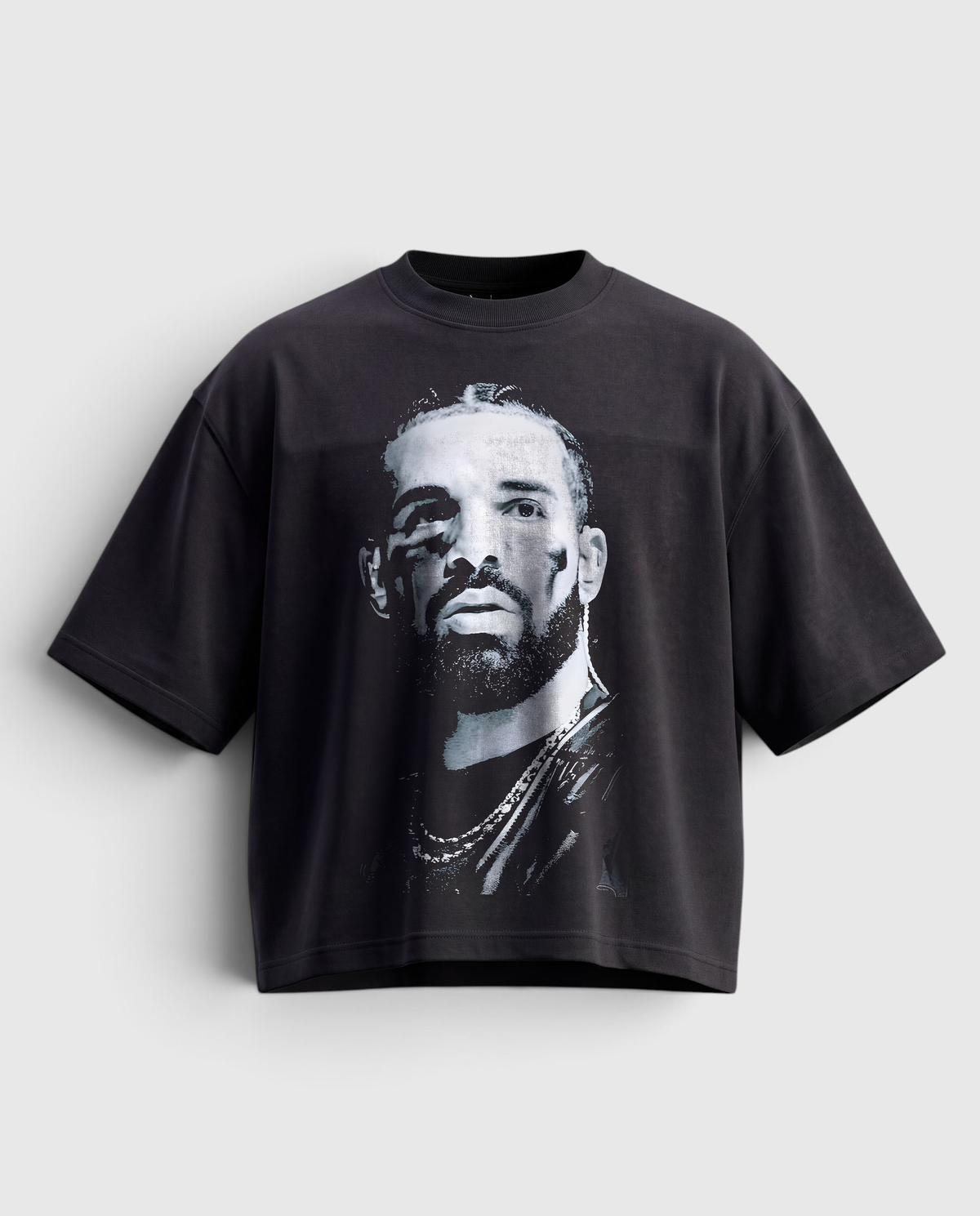 'DRAKE III' GRAPHIC TEE