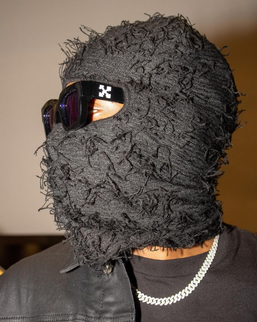 BLACK DISTRESSTED BALACLAVA II